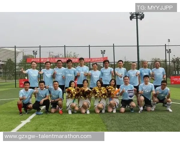 赛后分析:成都足球队与北京足球队的团队协作表现及其影响因素探讨