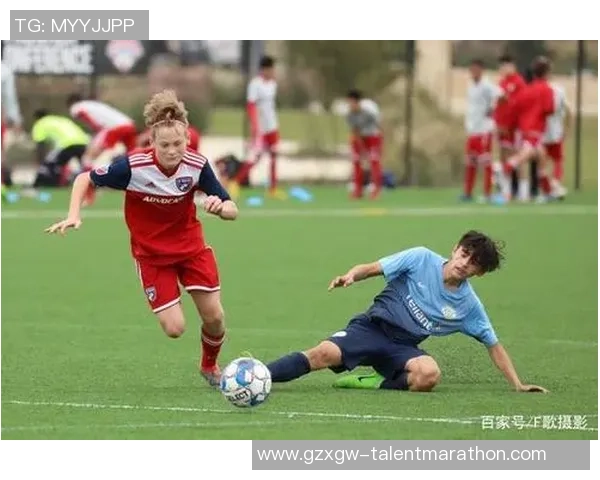 足球明星齐聚一堂精彩瞬间尽在此图展现足球魅力与激情的完美时刻